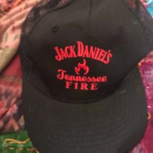 JD TRUCKER HAT
